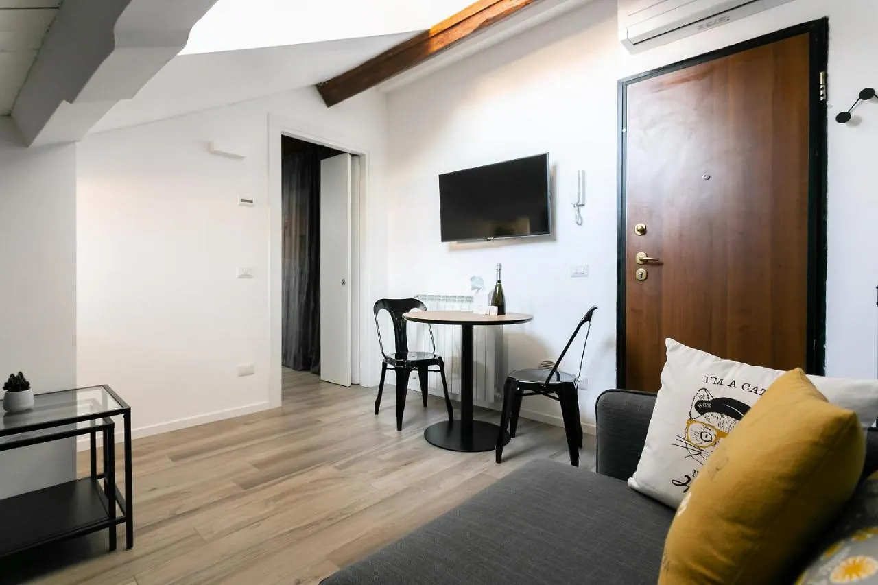 Milano Apartments Navigli Darsena